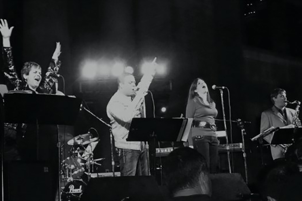 Midstream - band featuring music from the 40s to present.